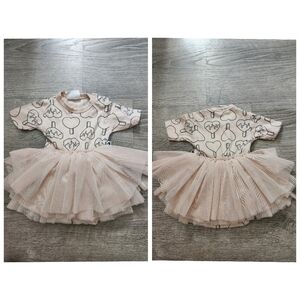 Bundle Of 3 Baby Girl Items 0-3 Months